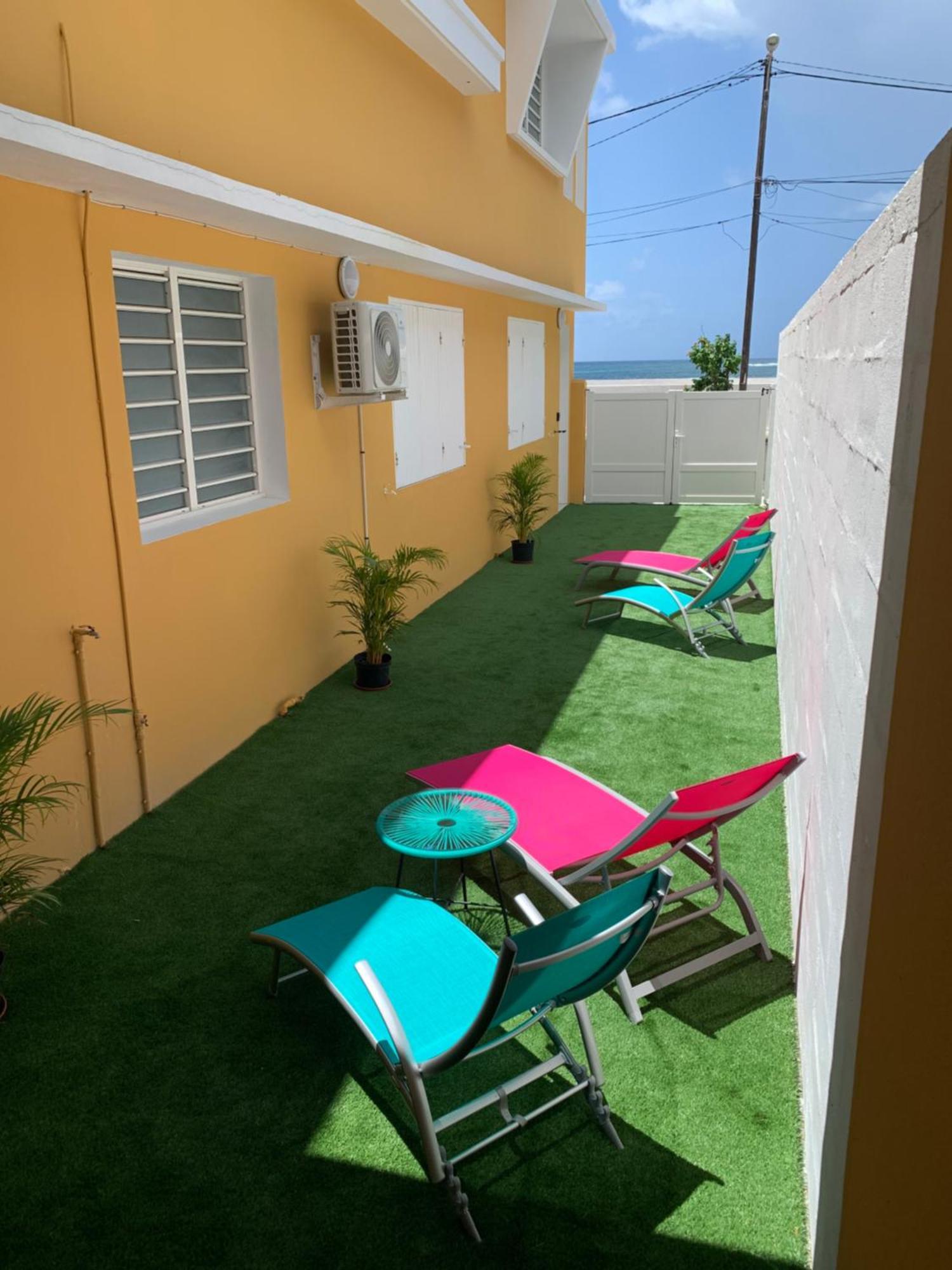 Villa Phare Caraibes Guadeloupe - Rooftop Jacuzzi & Ocean View Le Moule Luaran gambar